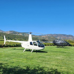 Heli wine tour landing at Montes