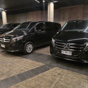 two mercedes vito vans in Chile